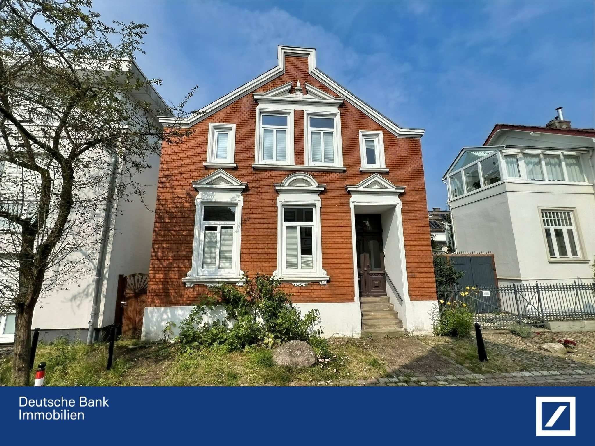 Einfamilienhaus zum Kauf 259.000 € 6 Zimmer 160 m²<br/>Wohnfläche 192 m²<br/>Grundstück 01.10.2024<br/>Verfügbarkeit Vegesack Bremen 28757