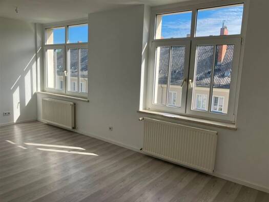 Wohnung zur Miete 199 € 1 Zimmer 32 m² 1. Geschoss frei ab sofort Hans-Sachs-Straße 44 Lutherviertel Lutherviertel 09126