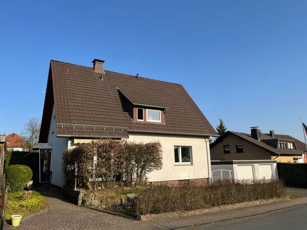 Einfamilienhaus zum Kauf 245.000 € 5 Zimmer 124,1 m² 872 m² Grundstück Bad Driburg 33014