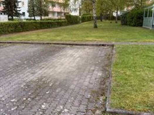 Außenstellplatz zur Miete provisionsfrei 50 € Elise-Spaeth-Straße 8 Bruck Erlangen 91058