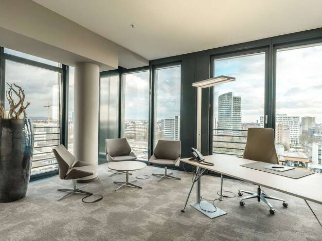 Bürofläche zur Miete provisionsfrei 22 m² Bürofläche teilbar ab 22 m² Kaiserswerther Str. 215 Golzheim Düsseldorf 40474