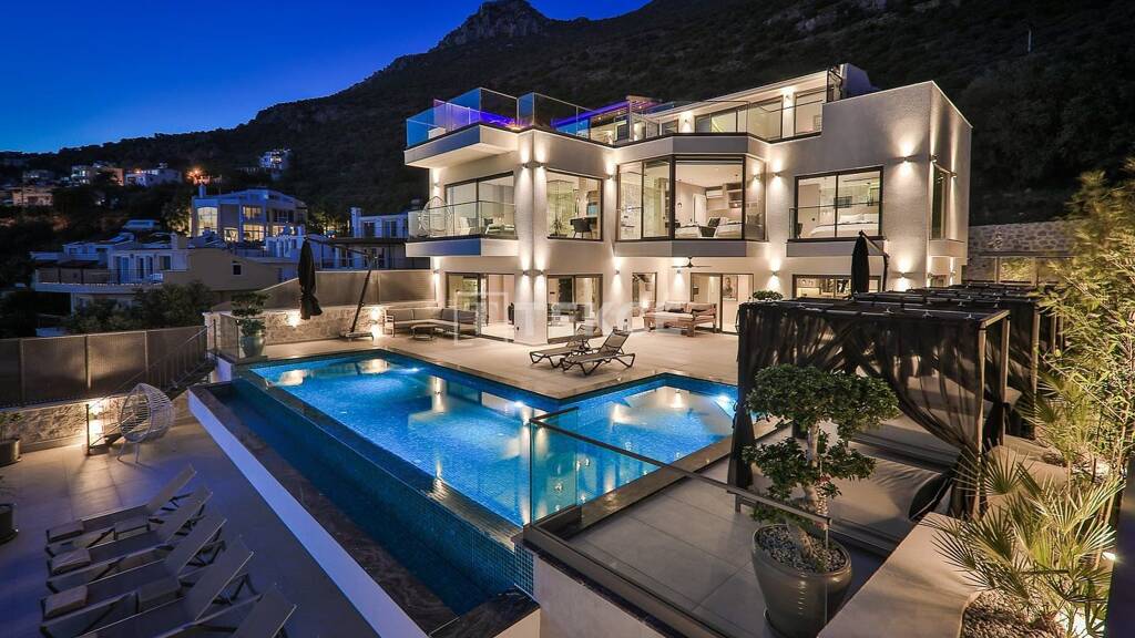 Haus zum Kauf 1.445.000 € 450 m² 670 m² Grundstück Kas