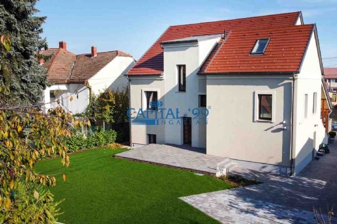 Einfamilienhaus zum Kauf provisionsfrei 469.000 € 8 Zimmer 260 m²<br/>Wohnfläche 688 m²<br/>Grundstück ab sofort<br/>Verfügbarkeit Keszthely 8360