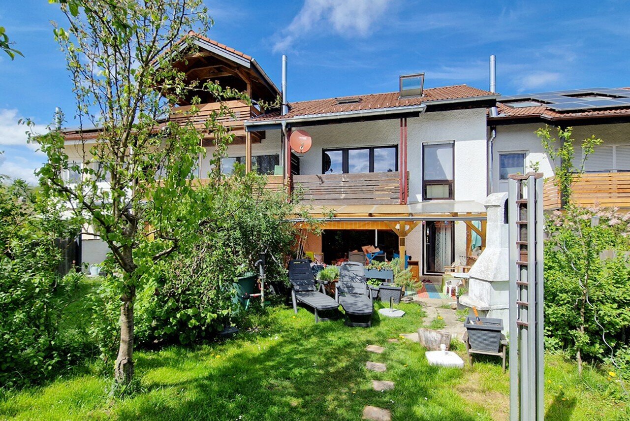 Reihenmittelhaus zum Kauf 695.000 € 6 Zimmer 144 m²<br/>Wohnfläche 218 m²<br/>Grundstück Kolbermoor 83059