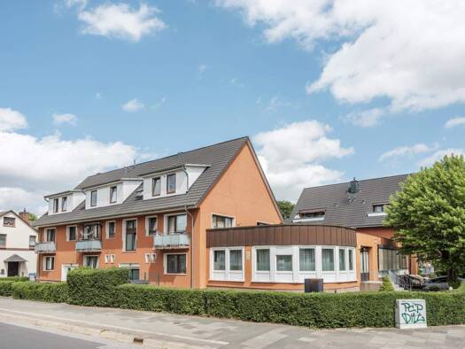 Wohn- und Geschäftshaus zum Kauf als Kapitalanlage geeignet 2.800.000 € 979,1 m² 1.725 m² Grundstück Billstedt Hamburg 22117