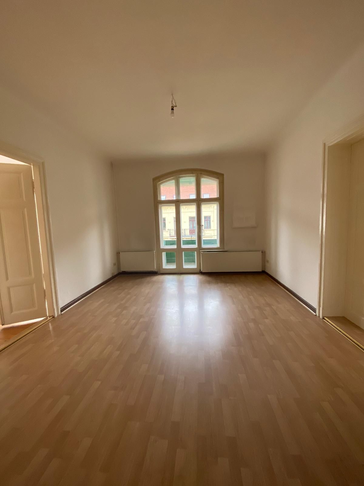 Wohnung zur Miete 375 € 2 Zimmer 74 m²<br/>Wohnfläche 3.<br/>Geschoss ab sofort<br/>Verfügbarkeit Wielandstr. 16 Südstadt Görlitz 02826