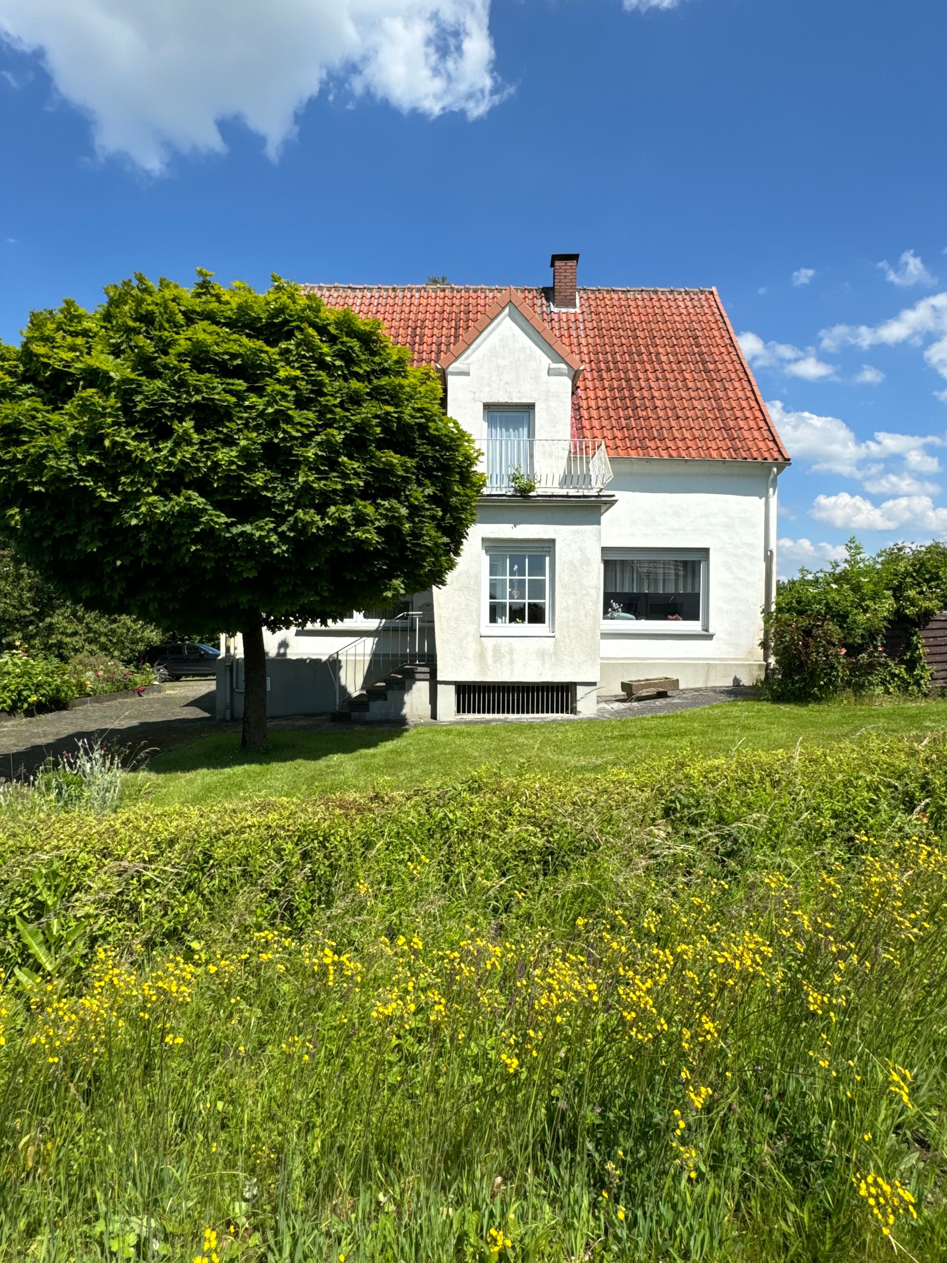 Bauernhaus zum Kauf 340.000 € 7 Zimmer 138,9 m²<br/>Wohnfläche 2.717 m²<br/>Grundstück ab sofort<br/>Verfügbarkeit Berlingsen Möhnesee 59519