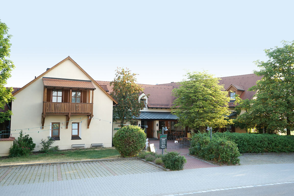 Restaurant zum Kauf 890.000 € 5.184 m²<br/>Grundstück Penting Neunburg vorm Wald 92431