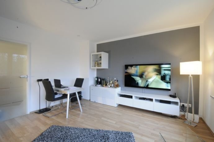 Wohnung zur Miete 675 € 2 Zimmer 62 m²<br/>Wohnfläche 2.<br/>Geschoss 01.11.2024<br/>Verfügbarkeit Kettwig Essen 45219