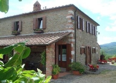 Einfamilienhaus zum Kauf 860.000 € 1 Zimmer 250 m² 30.000 m² Grundstück Arezzo 52100