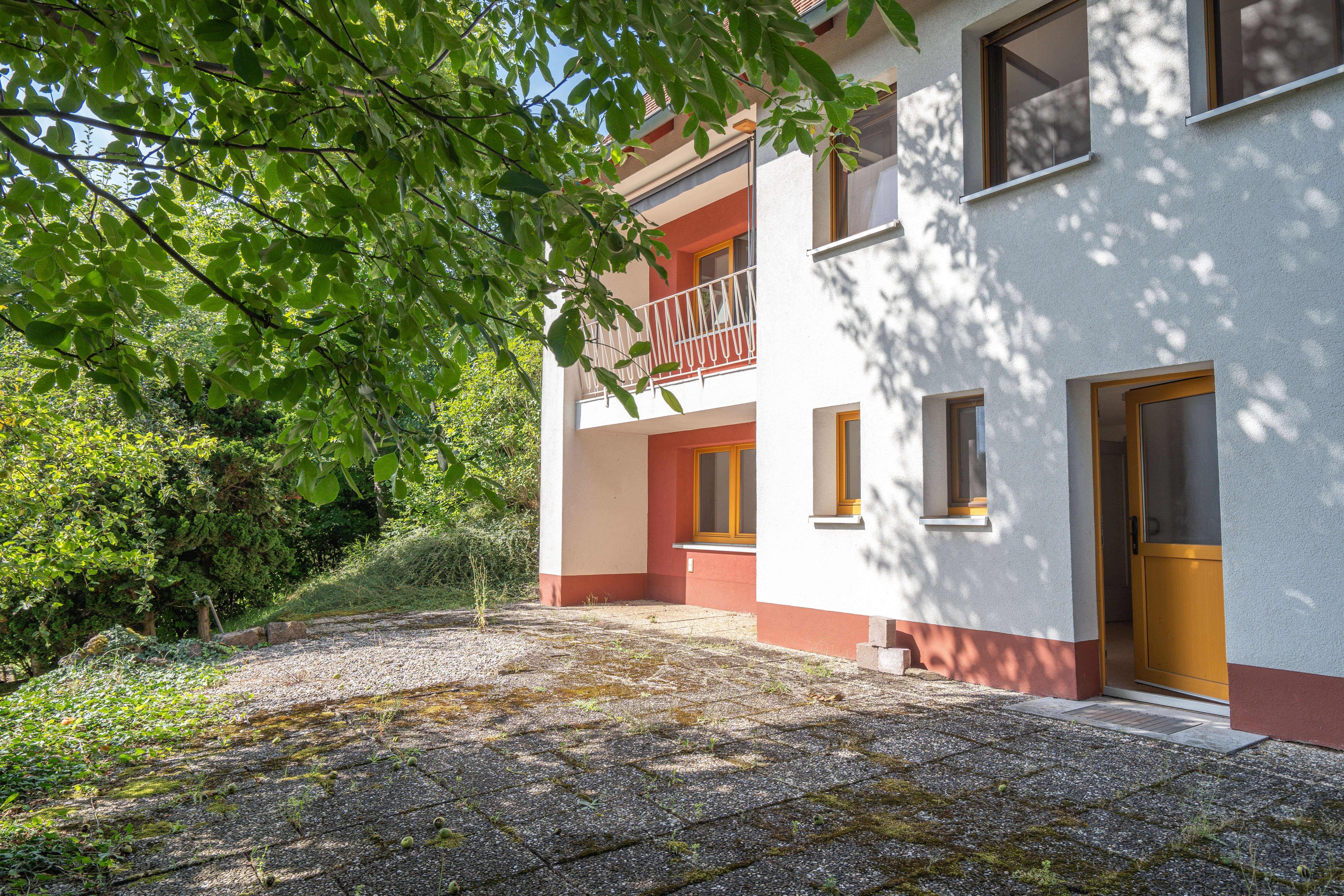 Einfamilienhaus zum Kauf 410.000 € 4 Zimmer 106 m²<br/>Wohnfläche 1.445 m²<br/>Grundstück ab sofort<br/>Verfügbarkeit Laubendorf Langenzenn 90579