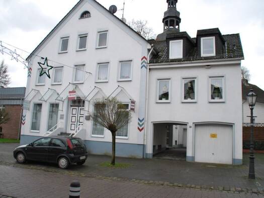 Wohnung zur Miete nur mit Wohnberechtigungsschein 261 € 2 Zimmer 59,1 m² frei ab 01.10.2026 Weserstraße 20 Beverungen Beverungen 37688