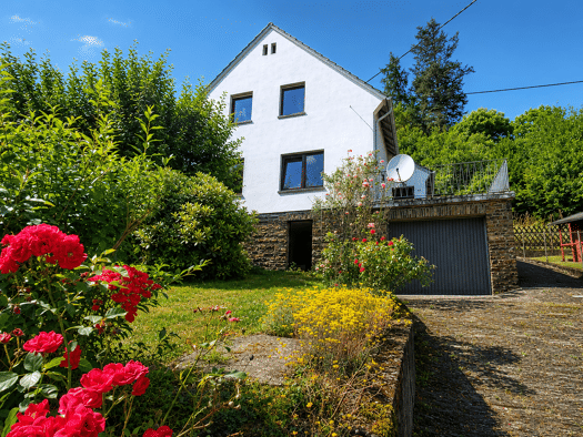 Einfamilienhaus zum Kauf provisionsfrei 88.000 € 5 Zimmer 95 m² 1.266 m² Grundstück frei ab sofort Dienethal 56379