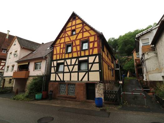 Mehrfamilienhaus zum Kauf 35.000 € 5 Zimmer 136 m² 98 m² Grundstück Widdern Widdern 74259