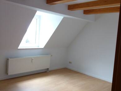 Wohnung zur Miete 360 € 3 Zimmer 72 m² 3. Geschoss Obermylauer Weg 12 Reichenbach Reichenbach 08468