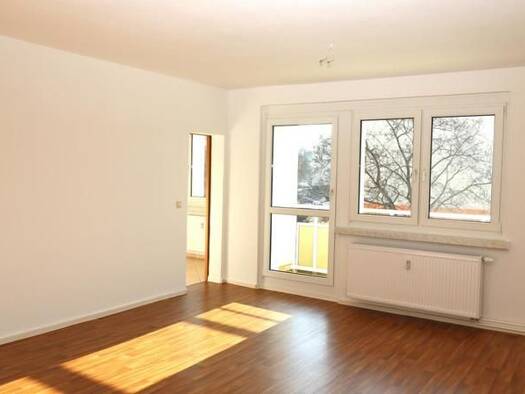 Wohnung zur Miete 408 € 3 Zimmer 68 m² 3. Geschoss frei ab sofort Limbacher Straße 161 Altendorf Chemnitz 09116