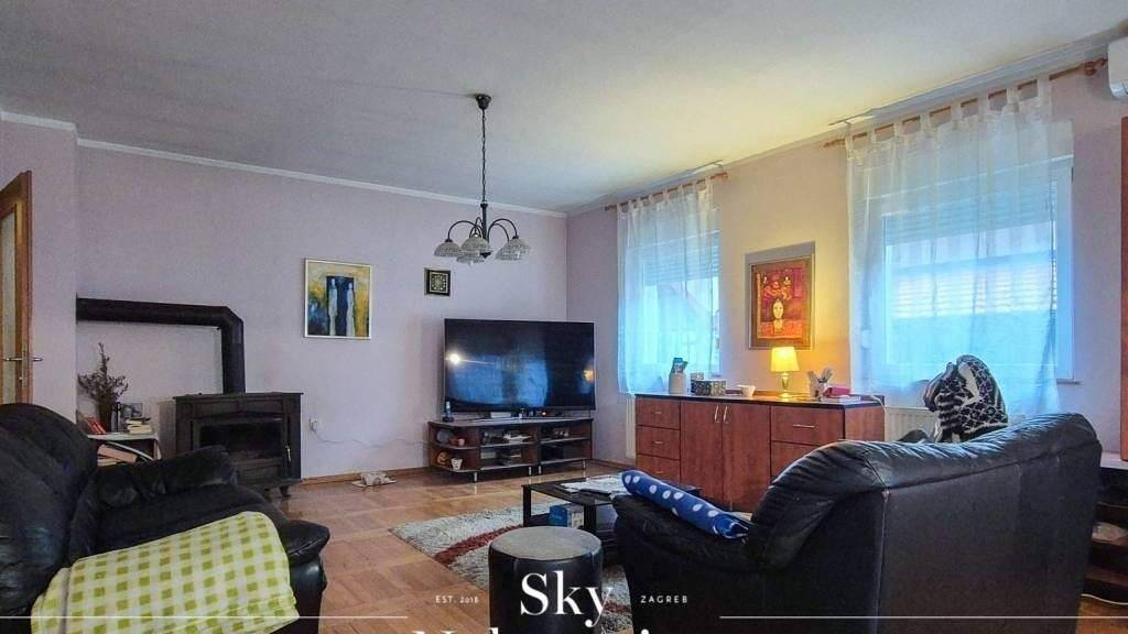 Haus zum Kauf 475.000 € 7 Zimmer 270 m² Nova Ves - Gupceva zvijezda