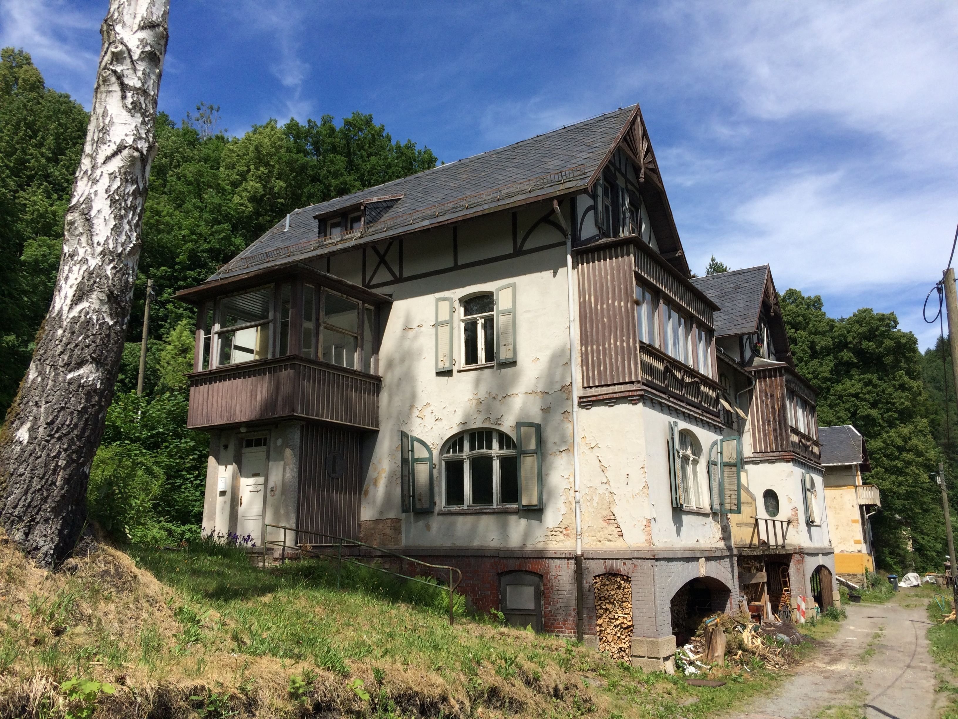 Villa zum Kauf provisionsfrei 159.000 € 10 Zimmer 470 m²<br/>Wohnfläche 3.470 m²<br/>Grundstück ab sofort<br/>Verfügbarkeit An der Schlösselmühle 7-9 Wilischthal Amtsberg 09439