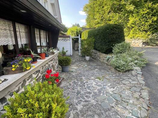 Haus zum Kauf 398.000 € 11 Zimmer 266 m² 822 m² Grundstück Marktleugast 95352