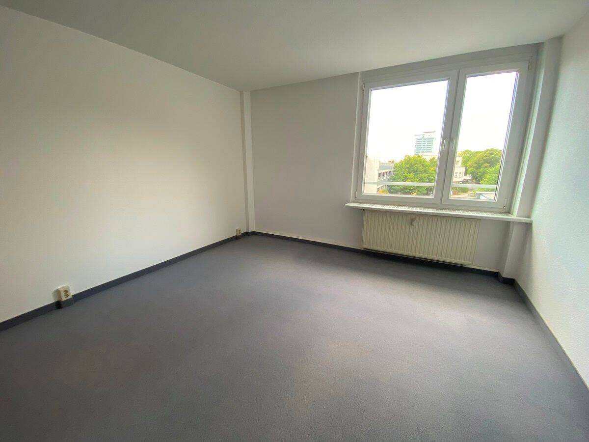 Property thumbnail 4