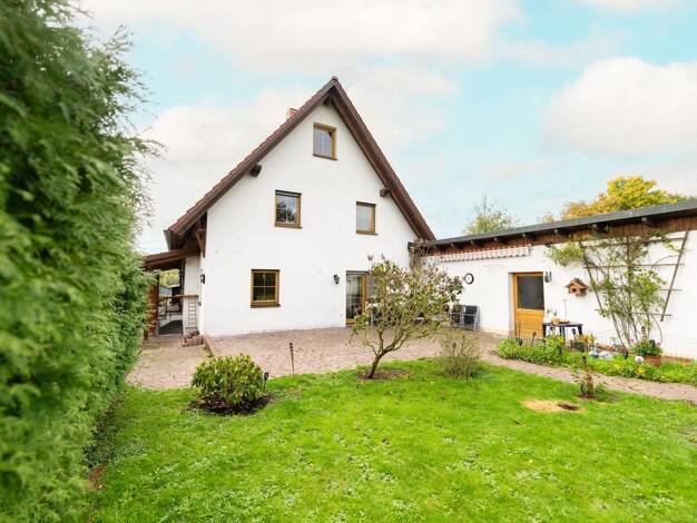Doppelhaushälfte zum Kauf 278.000 € 4 Zimmer 120 m² 550 m² Grundstück Weidhausen Weidhausen b.Coburg 96279
