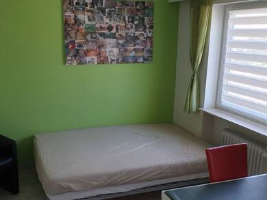 WG-Zimmer zur Miete Wohnen auf Zeit 560 € 18 m² frei ab 30.11.2025 Pestalozzistr. 0 Bruchköbel Bruchköbel 63486