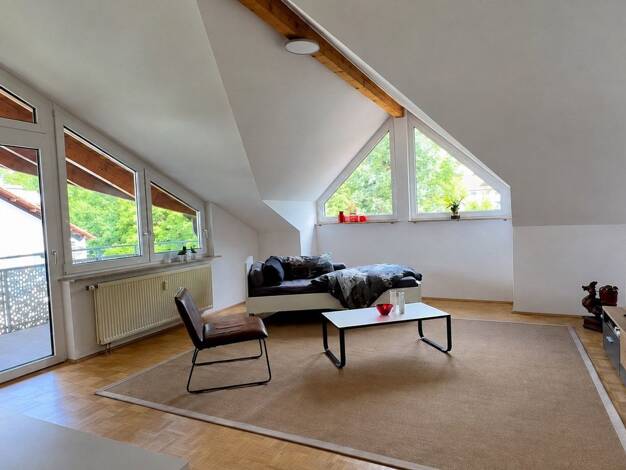 Wohnung zur Miete 860 € 2 Zimmer 62 m² 2. Geschoss frei ab 01.10.2026 Herrenberg Herrenberg 71083