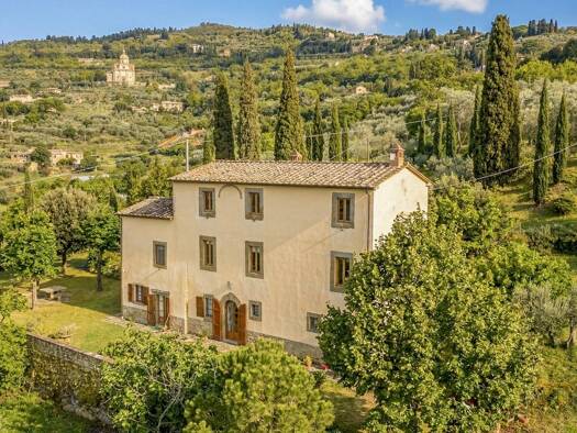 Haus zum Kauf 2.300.000 € 388 m² 28.000 m² Grundstück Cortona 52044