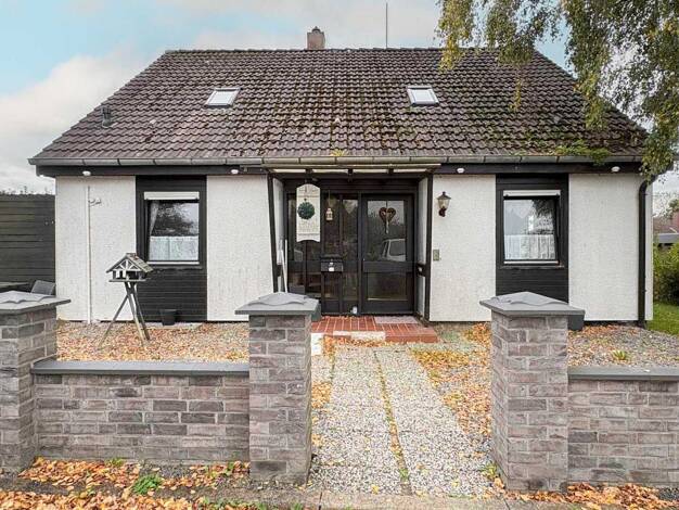 Einfamilienhaus zum Kauf 159.000 € 6 Zimmer 162 m² 885 m² Grundstück Viöl 25884