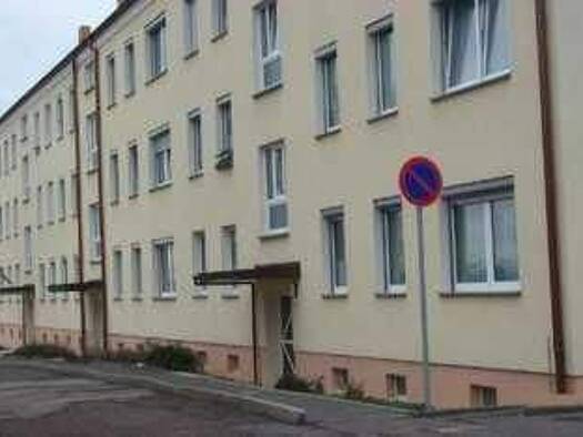 Wohnung zum Kauf 50.000 € 3 Zimmer 58 m² Lindenstraße 33 Lommatzsch Lommatzsch 01623