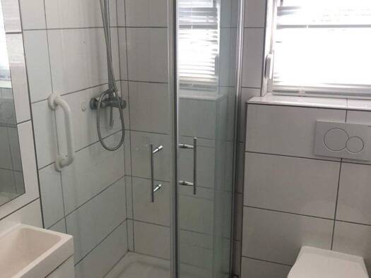 Wohnung zur Miete 640 € 3 Zimmer 94 m² EG frei ab sofort Wilhelm-Röntgen-Straße Lehesterdeich Bremen 28357