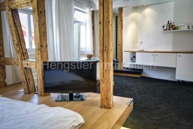 Wohnung zur Miete Wohnen auf Zeit 1.310 € 1 Zimmer 42 m² frei ab 01.06.2025 Heusteigviertel Stuttgart-Mitte 70182