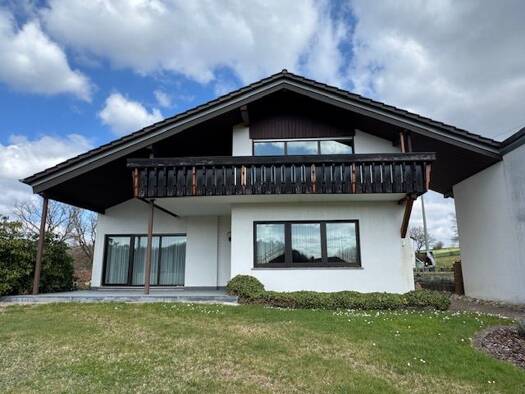 Einfamilienhaus zur Miete 1.490 € 7 Zimmer 235,1 m² 3.170 m² Grundstück Bledesbach Kusel 66869