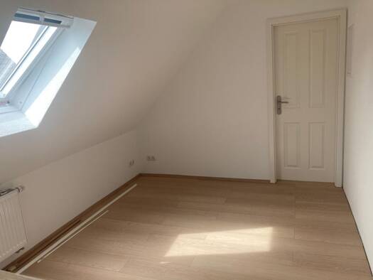 Wohnung zur Miete 400 € 1 Zimmer 31 m² Geschoss 1/2 frei ab 01.11.2026 Klein-Winternheim 55270