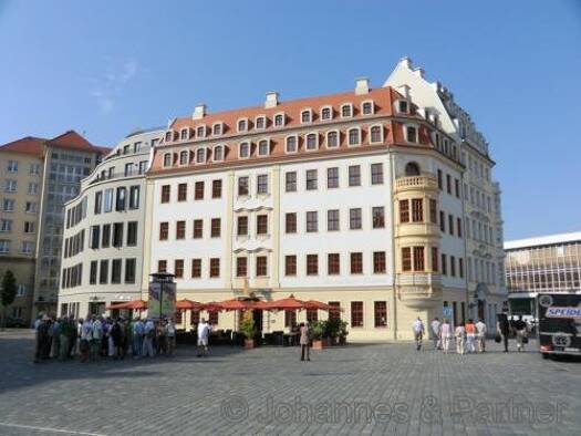 Wohnung zur Miete 2.200 € 2 Zimmer 104,5 m² 4. Geschoss frei ab sofort Innere Altstadt Ortsamtsbereich Altstadt 01067