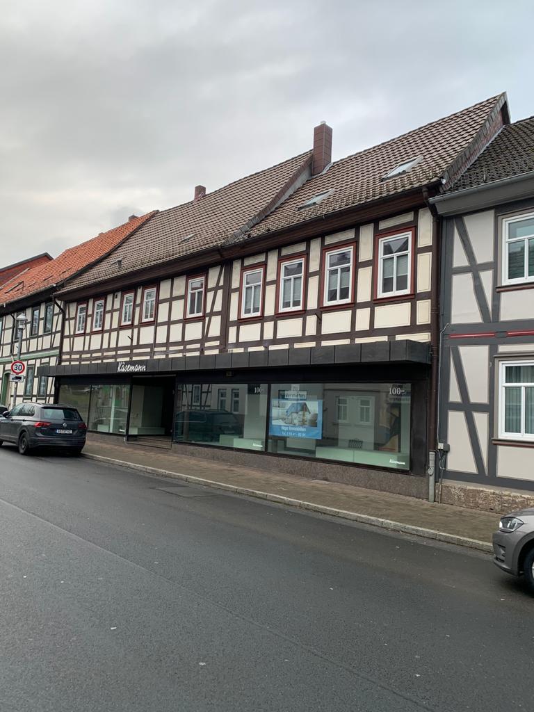 Ladenfläche zur Miete provisionsfrei 700 m²<br/>Verkaufsfläche von 300 m² bis 700 m²<br/>Teilbarkeit Lange Str. 22 Dransfeld Dransfeld 37127