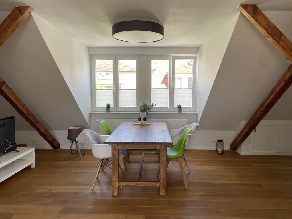 Wohnung zur Miete Wohnen auf Zeit 2.100 € 2 Zimmer 69 m²<br/>Wohnfläche 26.12.2024<br/>Verfügbarkeit Hohenzollernstraße Beiertheim-Bulach - Beiertheim Karlsruhe 76135