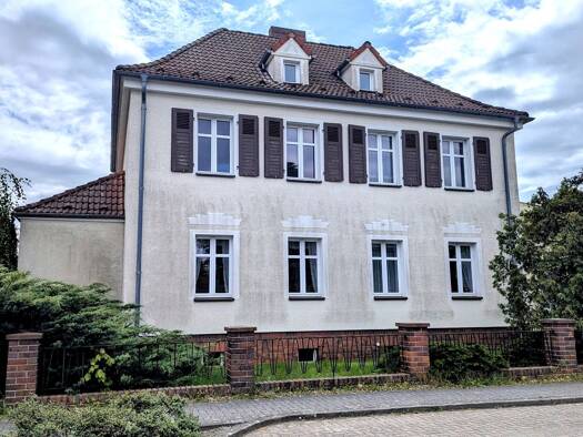 Mehrfamilienhaus zum Kauf 295.000 € 8 Zimmer 192 m² 1.500 m² Grundstück Großräschen 01983