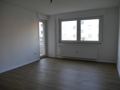 Wohnung zur Miete 613 € 3 Zimmer 65,4 m² frei ab 03.02.2025 Grimmelshausenstr. 2 Südost Hanau 63450