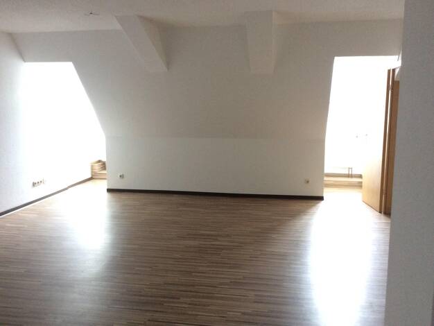 Maisonette zur Miete 450 € 2 Zimmer 82 m² 3. Geschoss frei ab sofort Markt 12 Neustadt 07806