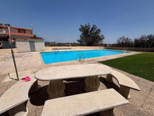 Villa zum Kauf 141.050 € 4 Zimmer 143 m² El Tiemblo 05270
