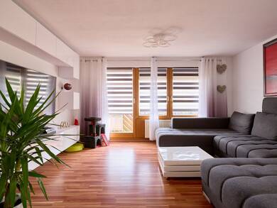 Wohnung zum Kauf 349.000 € 4,5 Zimmer 86 m² Nellmersbach Leutenbach 71397