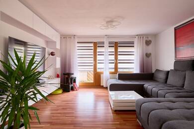 Wohnung zum Kauf 349.000 € 4,5 Zimmer 86 m² Nellmersbach Leutenbach 71397