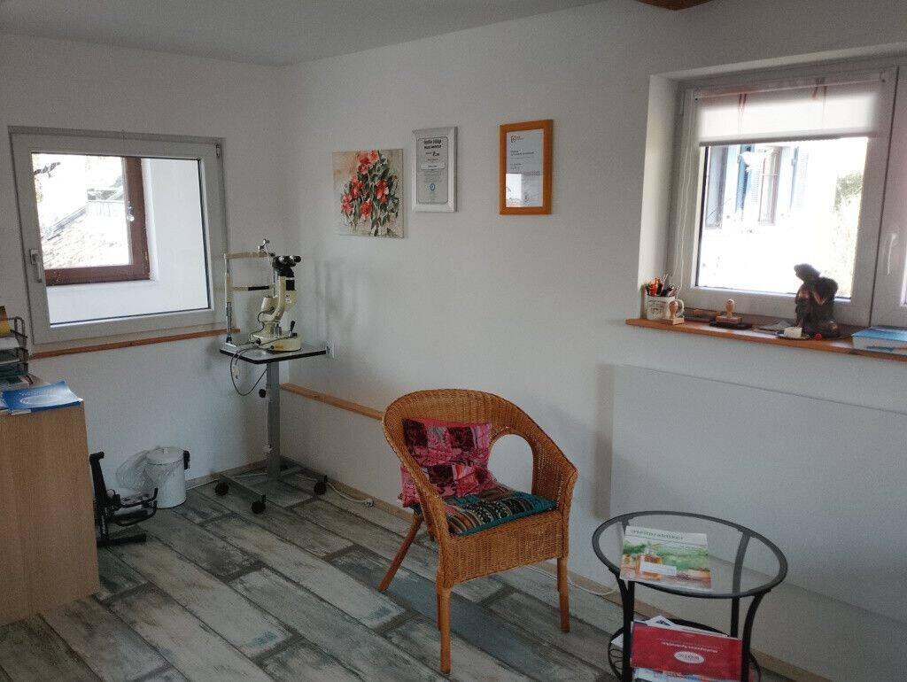 Immobilie in Gailingen am Hochrhein - Wohnhaus mit Charme, Nebengebäude und Platz für Individuelle Konzepte in Gailingen a.H. - Bild 3