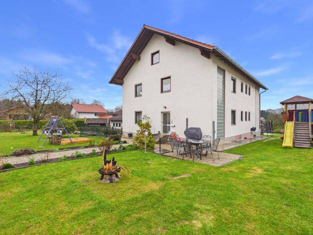 Mehrfamilienhaus zum Kauf 7 Zimmer 214 m² 1.100 m² Grundstück Rothau Tittling 94104