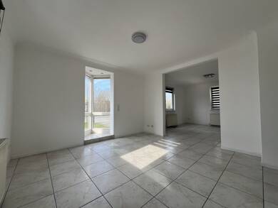 Wohnung zur Miete 825 € 2,5 Zimmer 67 m² Ehningen 71139