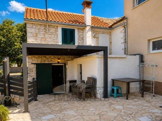 Mehrfamilienhaus zum Kauf 140.000 € 2 Zimmer 37 m² Sveti Petar u Šumi, Sveti Petar U Šumi Sveti Petar u Šumi 52404