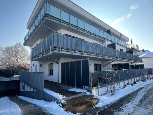 Wohnung zur Miete 809 € 2 Zimmer 57,8 m² frei ab sofort Sauerbruchstraße 10 Zirndorf 90513