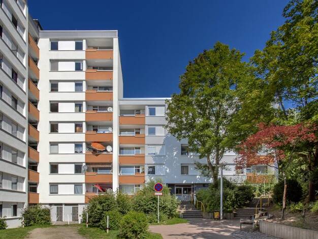 Wohnung zur Miete nur mit Wohnberechtigungsschein 438 € 3 Zimmer 77,1 m² 4. Geschoss frei ab 23.04.2026 Eggersten Ring 26 Kreuztal 57223