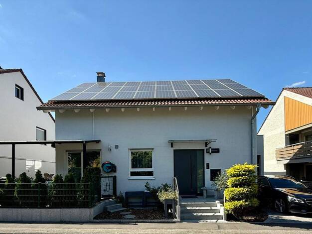 Einfamilienhaus zur Miete 2.500 € 7 Zimmer 190 m² 217 m² Grundstück Sontheim Heilbronn 74081